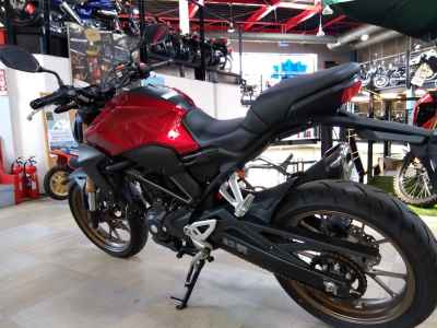 Honda CB250R 2019