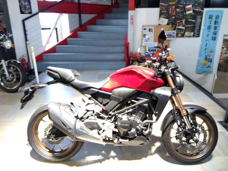 Honda CB250R 2019