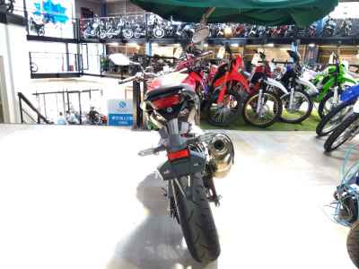 Honda CB250R 2019