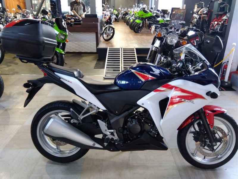 Honda CBR250R 2011