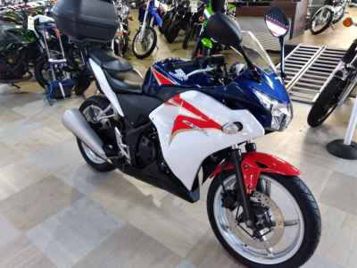 Honda CBR250R 2011