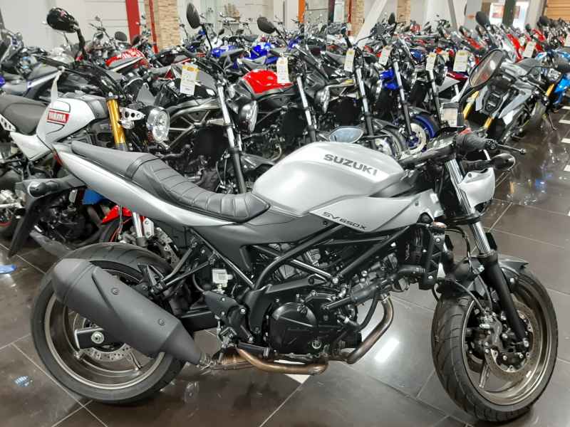 Suzuki SV650S 2023