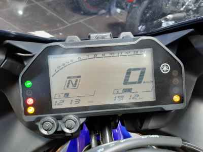 Yamaha YZF-R25 2019