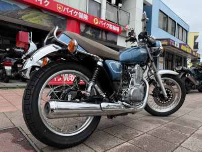 Yamaha SR400 2019
