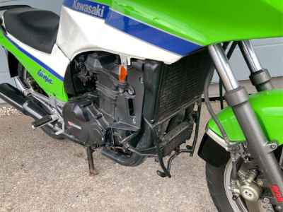 Kawasaki GPZ900R 2023