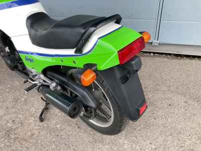 Kawasaki GPZ900R 2023