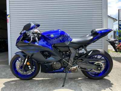 Yamaha YZF-R7 2025