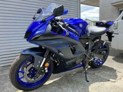 Yamaha YZF-R7 2025