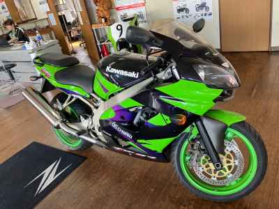Kawasaki ZX-9R 2002
