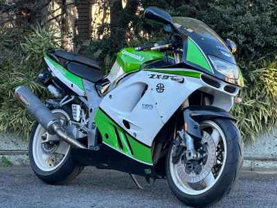 Kawasaki ZX-9R 1996