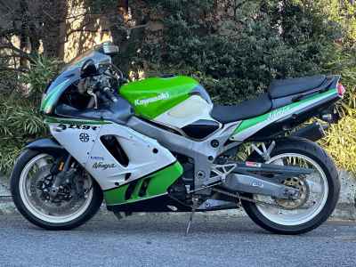Kawasaki ZX-9R 1996