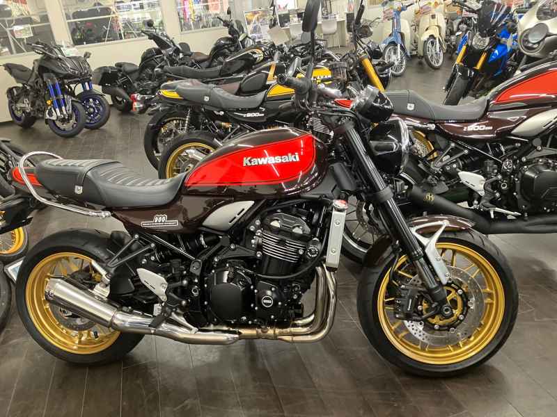 Kawasaki Z900RS 2022