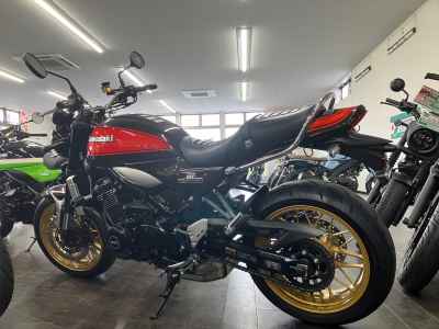 Kawasaki Z900RS 2022