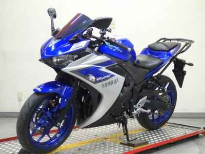 Yamaha YZF-R25 2015