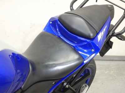Yamaha YZF-R25 2015