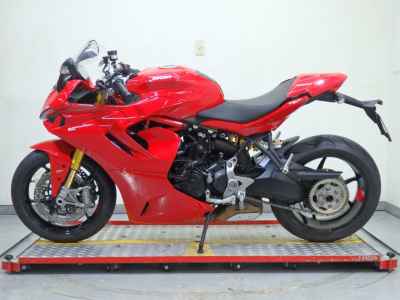 Ducati Supersport 950 S 2022