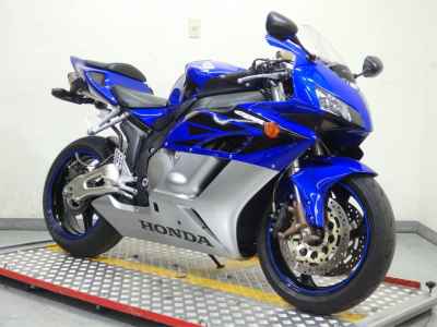 Honda CBR1000RR 2005