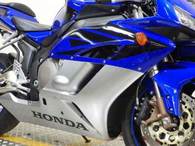 Honda CBR1000RR 2005