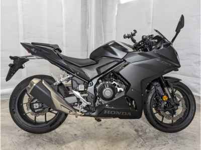 Honda CBR400R 2024
