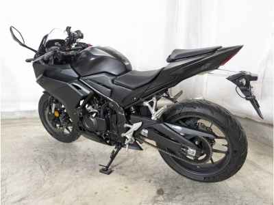 Honda CBR400R 2024