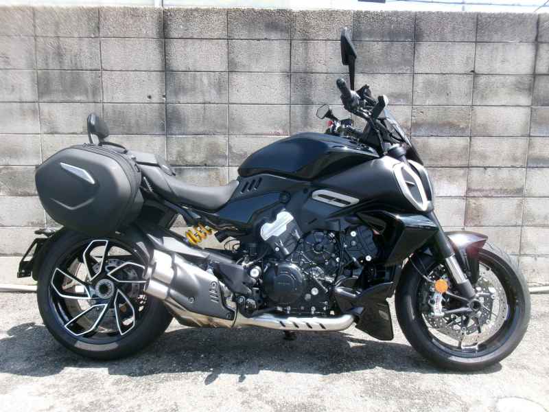 Ducati Diavel 2024