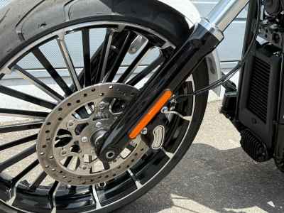 Harley-Davidson Breakout FXBR117 2025