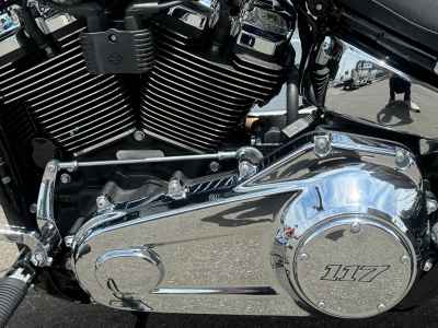 Harley-Davidson Breakout FXBR117 2025