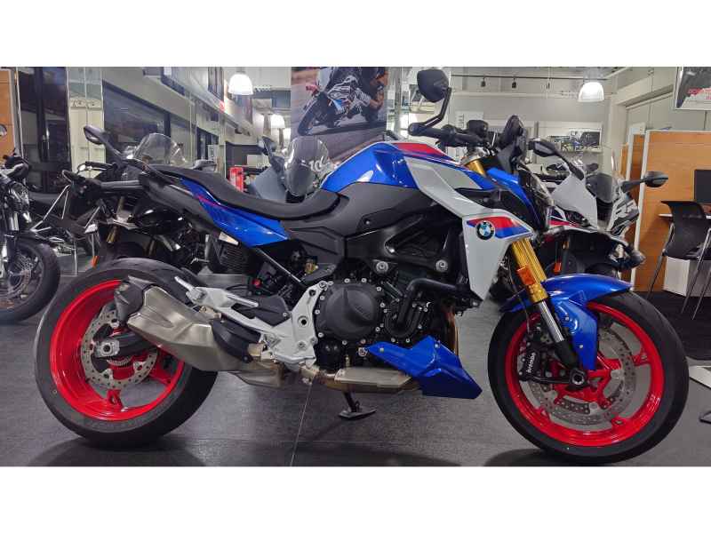 BMW F900R 2025