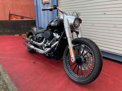 Harley-Davidson FLFBS 2022
