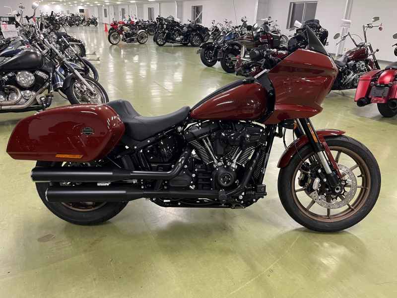 Harley-Davidson FXLRST 2024