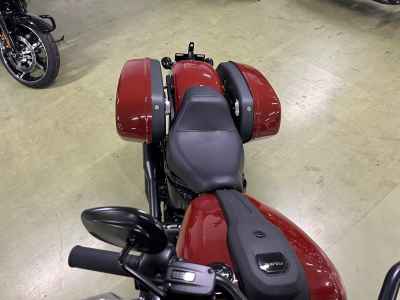 Harley-Davidson FXLRST 2024
