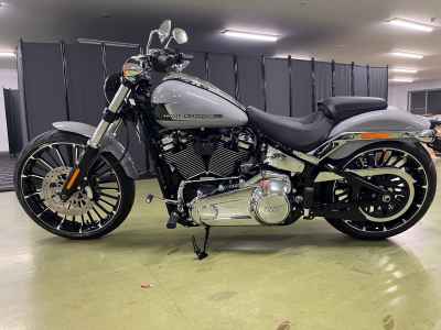 Harley-Davidson Breakout FXBR117 2025