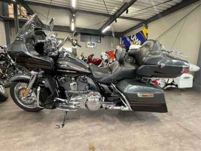 Harley-Davidson Road Glide FLTRUSE1800 2016