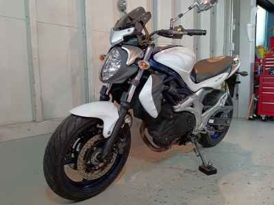 Suzuki Gladius SFV400 2009