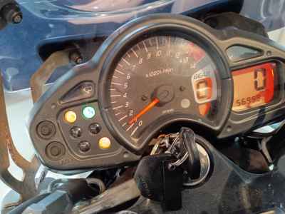 Suzuki Gladius SFV400 2009