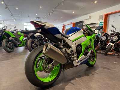 Kawasaki Ninja ZX-10R 2024