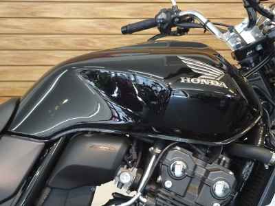 Honda CB400SF 2022