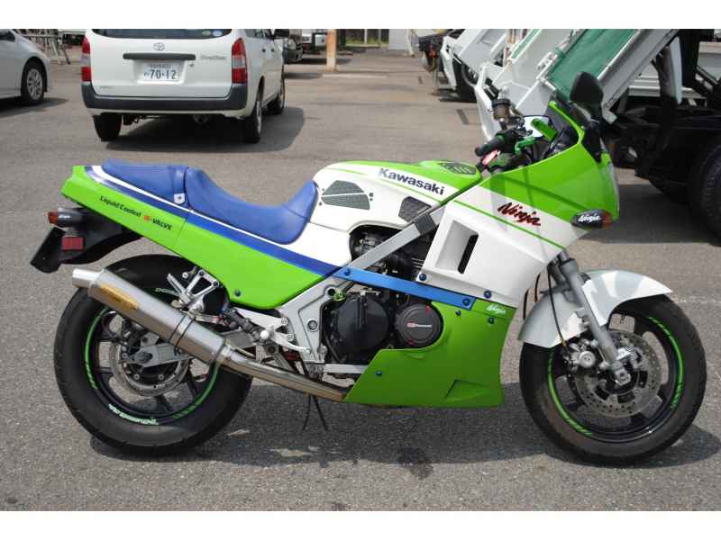 Kawasaki GPZ600R 1986