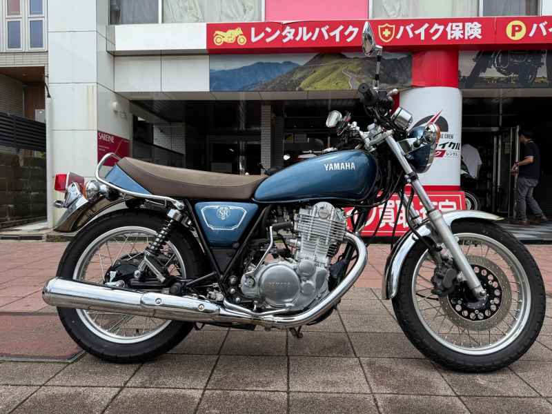 Yamaha SR400 2019