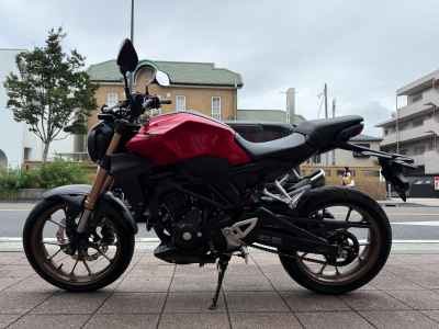 Honda CB250R 2019