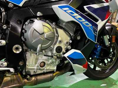 BMW M1000R 2024