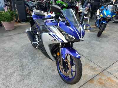 Yamaha YZF-R3 2016