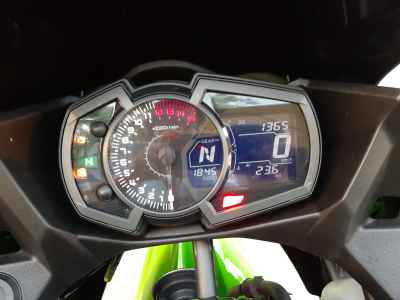 Kawasaki Ninja 400 KRT Edition 2023