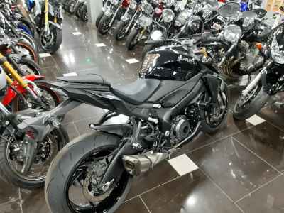 Suzuki GSX-S1000 2022