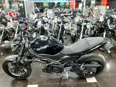 Suzuki SV650 2022