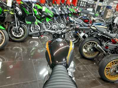 Kawasaki W800 2011