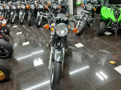 Kawasaki W800 2011