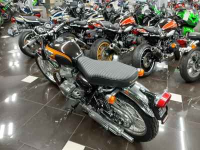Kawasaki W800 2011