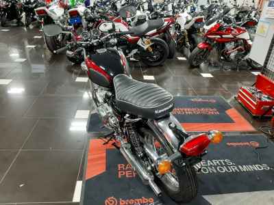 Kawasaki W800 2024