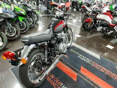 Kawasaki W800 2024